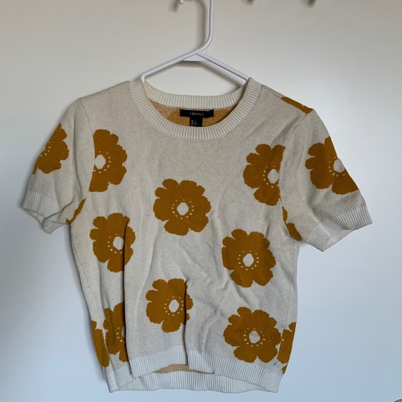 Oversized Floral T-Shirt - Picture 1 of 3
